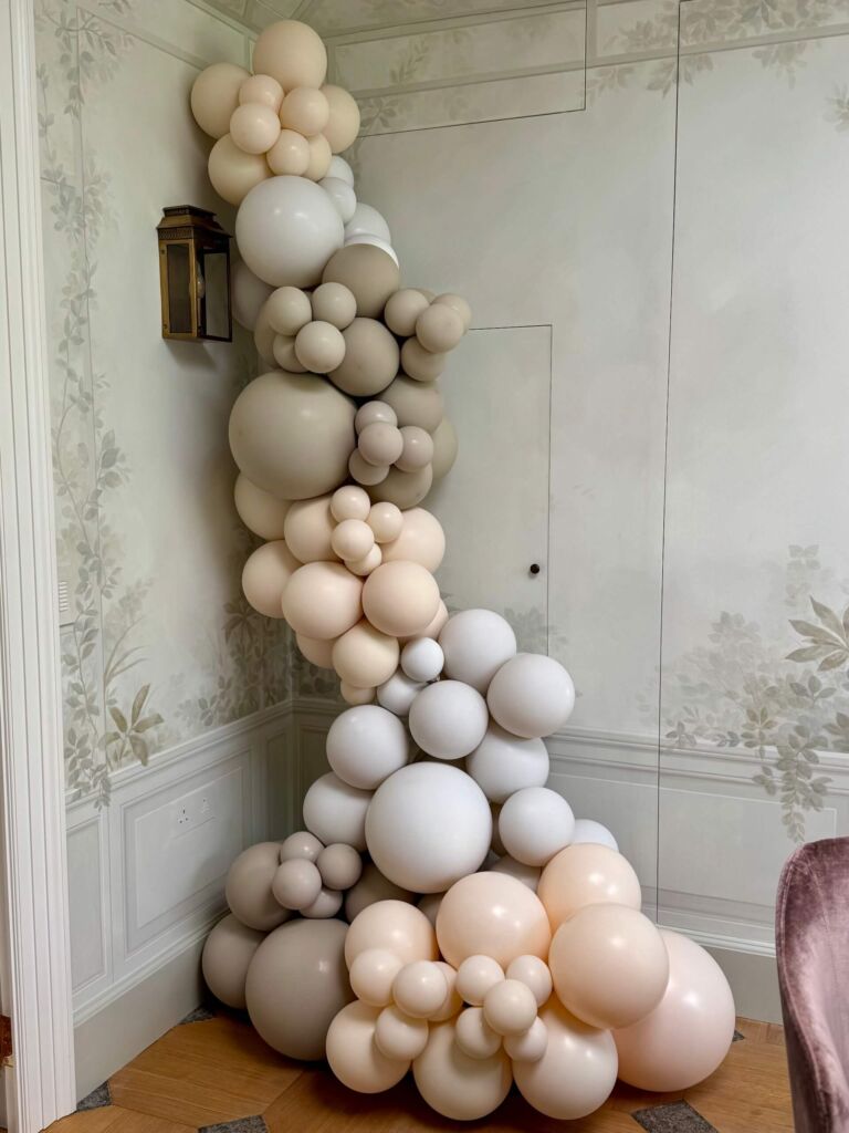 baby shower balloon column