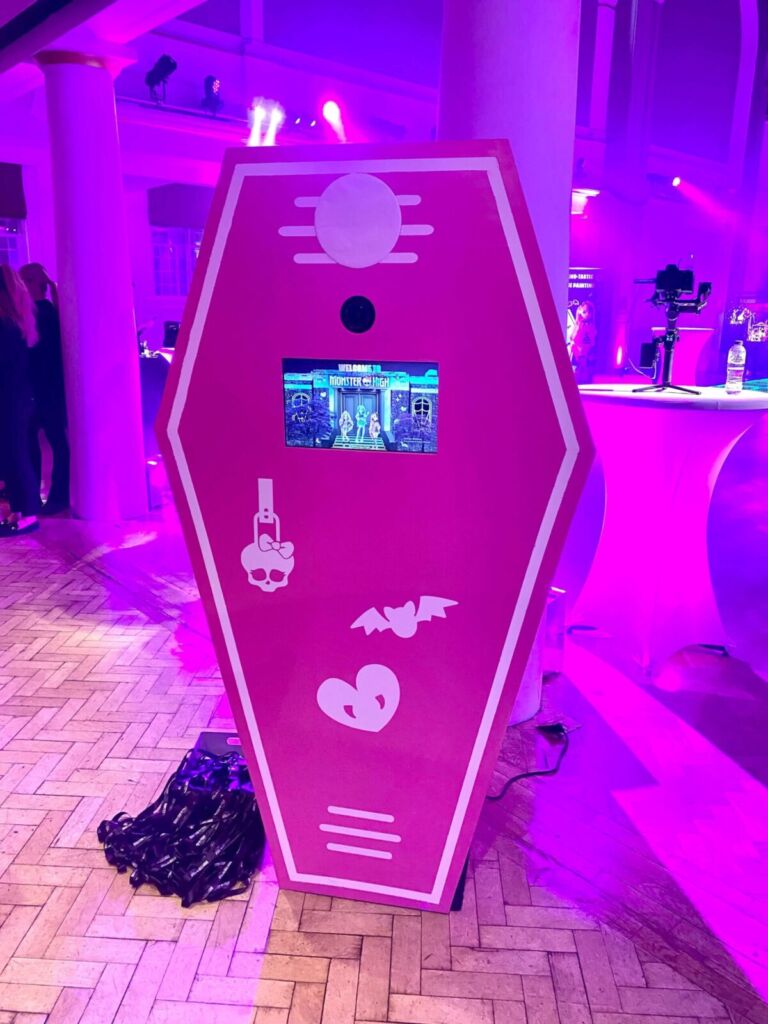 coffin photo booth 1