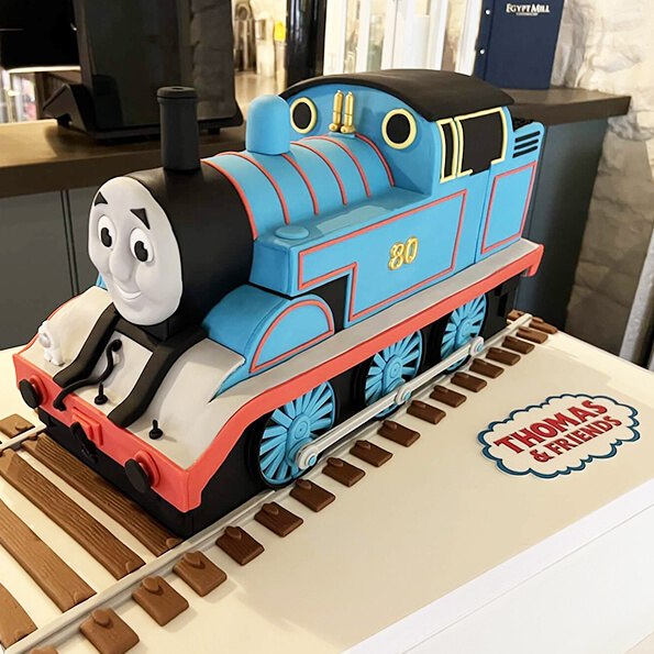 thomas cake square